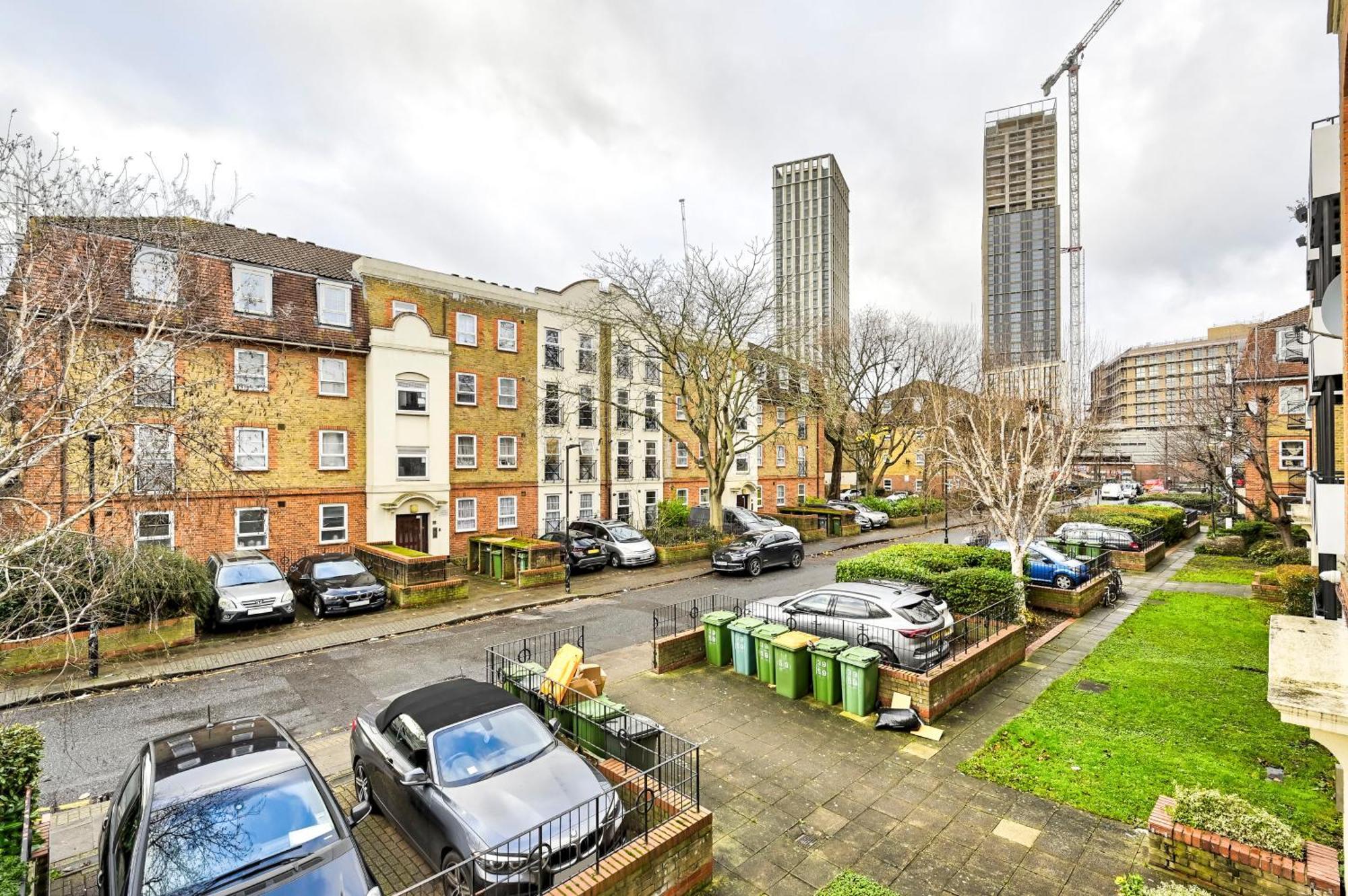 Ferienwohnung Cosy 1-Bed E15, Sleeps 4, 1 Min From Tube Station Near O2 Arena London Exterior foto